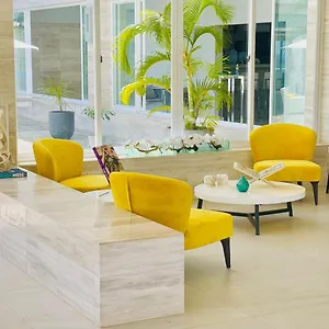 La Vue Boutique Hotel Calliaqua