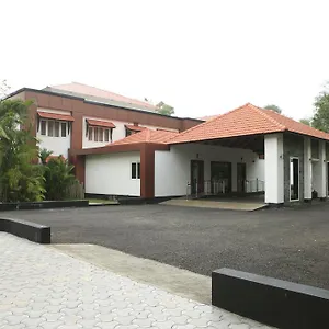 Karapuram Village & Spa Holiday park Mararikulam